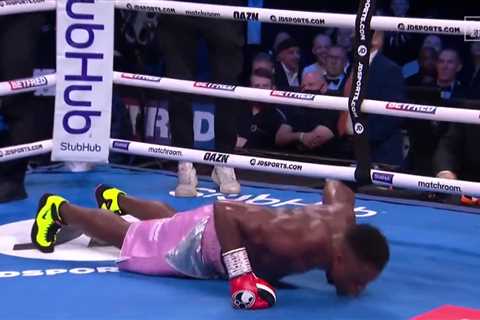 Watch boxer get warned by referee for doing press-up celebration while rival was laid out on floor..