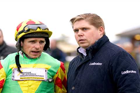 Trainer Dan Skelton to be charged by BHA after owners lodge complaint over £130,000 horse sale