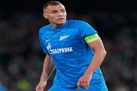 ‘They sit on their asses in English mansions’ – Russia’s Dzyuba slams Everton’s Ukraine star..