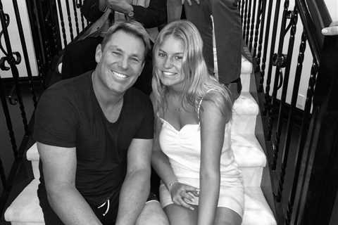 Shane Warne’s daughter’s throwback Insta pic with cricket legend is flooded with touching tributes