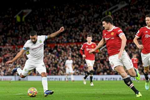 UNITED MOVE ABOVE SPURS AFTER WIN