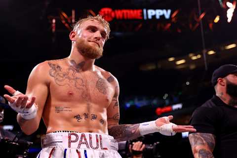 Jake Paul expects to fight ‘washed up’ Floyd Mayweather once boxing icon ‘runs out of money’ but..