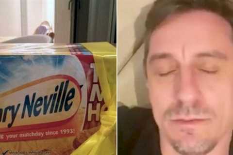 Man Utd legend Gary Neville used to go to bed at 8:30pm every night with bowl of cereal