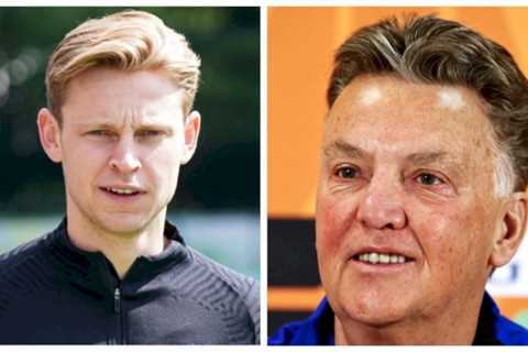 Man Utd urged to close out Frenkie de Jong deal as former boss Louis van Gaal makes claim