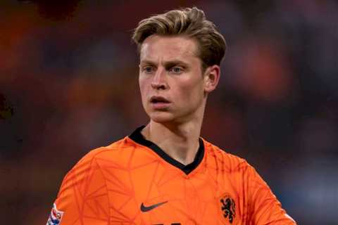 Manchester United confident improved bid for Frenkie de Jong will tempt Barcelona to sell