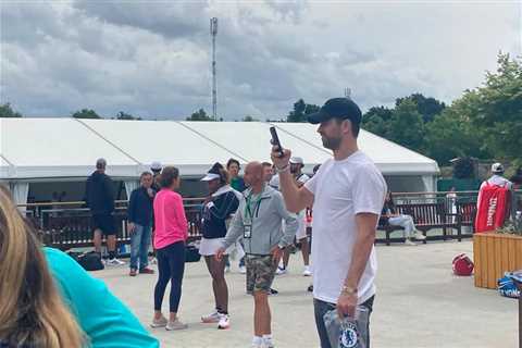 Fans are saying the same thing as Gerard Pique is spotted at Wimbledon carrying Chelsea bag