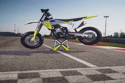 2023 Husqvarna FS 450 Supermoto First Look Preview