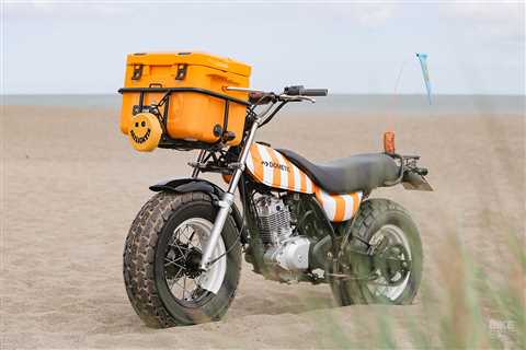 The Sand Flea: Sideburn’s Suzuki VanVan 125 beach bike