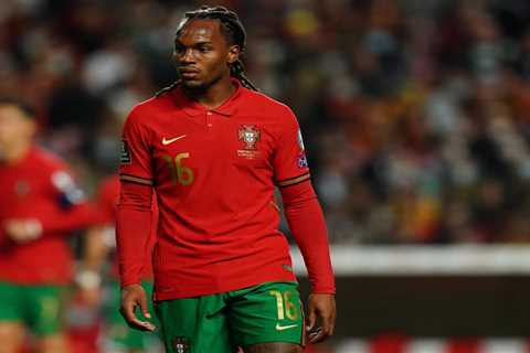 Arsenal blow as ‘Renato Sanches joins PSG on loan with obligation for £8m transfer further fuelling ..