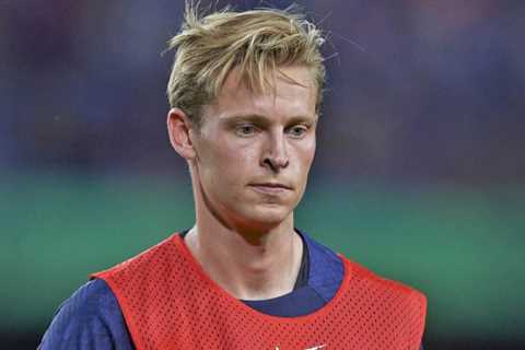 Barcelona ‘speed up Chelsea transfer talks for Frenkie de Jong’ after huge salary request