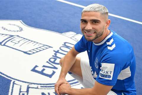 Everton complete transfer of Neal Maupay from Brighton for around £15m as forward becomes Frank..