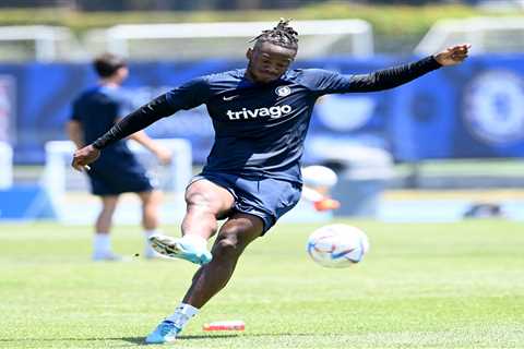 Michy Batshuayi transfer from Chelsea to Nottingham Forest COLLAPSES after documents not sent in..