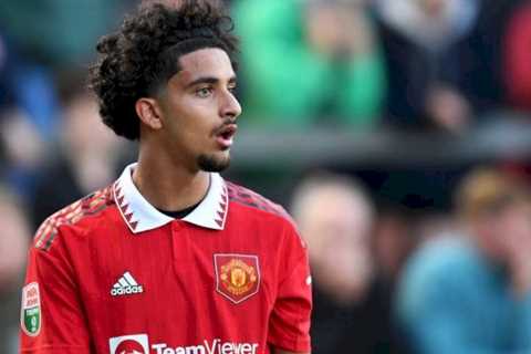 Exciting Man Utd prospect snubs international duty to try and prove point to Erik ten Hag