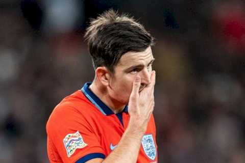 Carragher tells ‘England’s problem’ Harry Maguire ‘it’s too late’ to save Man Utd career