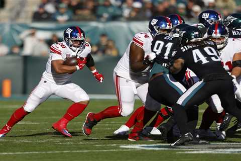 Giants re-sign OT Roy Mbaeteka to practice squad