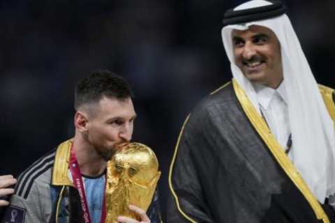 World Cup final: Lionel Messi lifts trophy in bisht – traditional Arab robe