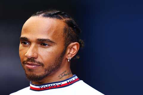 Lewis Hamilton still no closer to Mercedes contract extension with just 12 months left as F1 star..