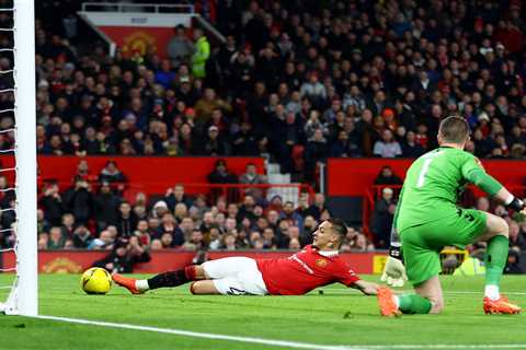 Man Utd 3 Everton 1: Coady own goal, Antony & Rashford spare De Gea’s blushes after blunder to..