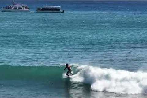 Kaisers Surfing Honolulu, Hawaii Nov 2, 2022  4K