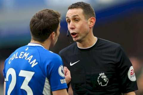 Truth behind Carabao Cup final ref David Coote being ‘Man Utd fan’ as Newcastle fans fume