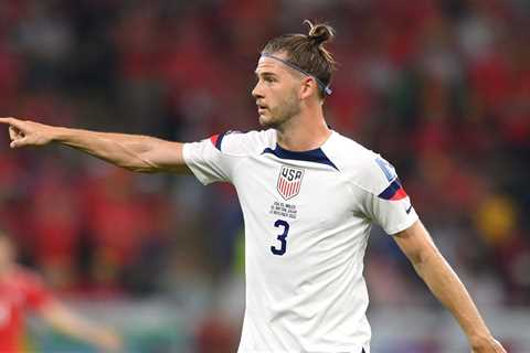 WATCH: USMNT defender Walker Zimmerman follows up World Cup run with first goal of MLS season with..