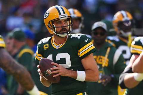 NFL Fans React To What Aaron Rodgers Said Today
