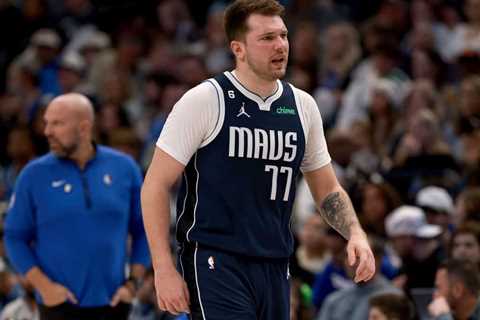 Mavs Coach Gives Injury Update On Luka Doncic