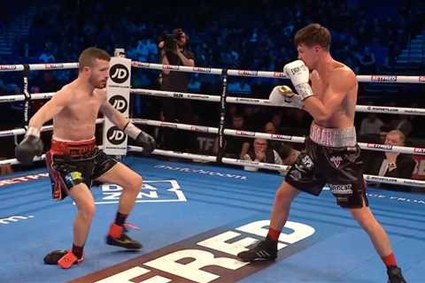 Boxer Robbie Davies Jr hospitalised with sickening ankle injury in loss to Darragh Foley