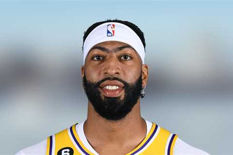 Anthony Davis injury not serious