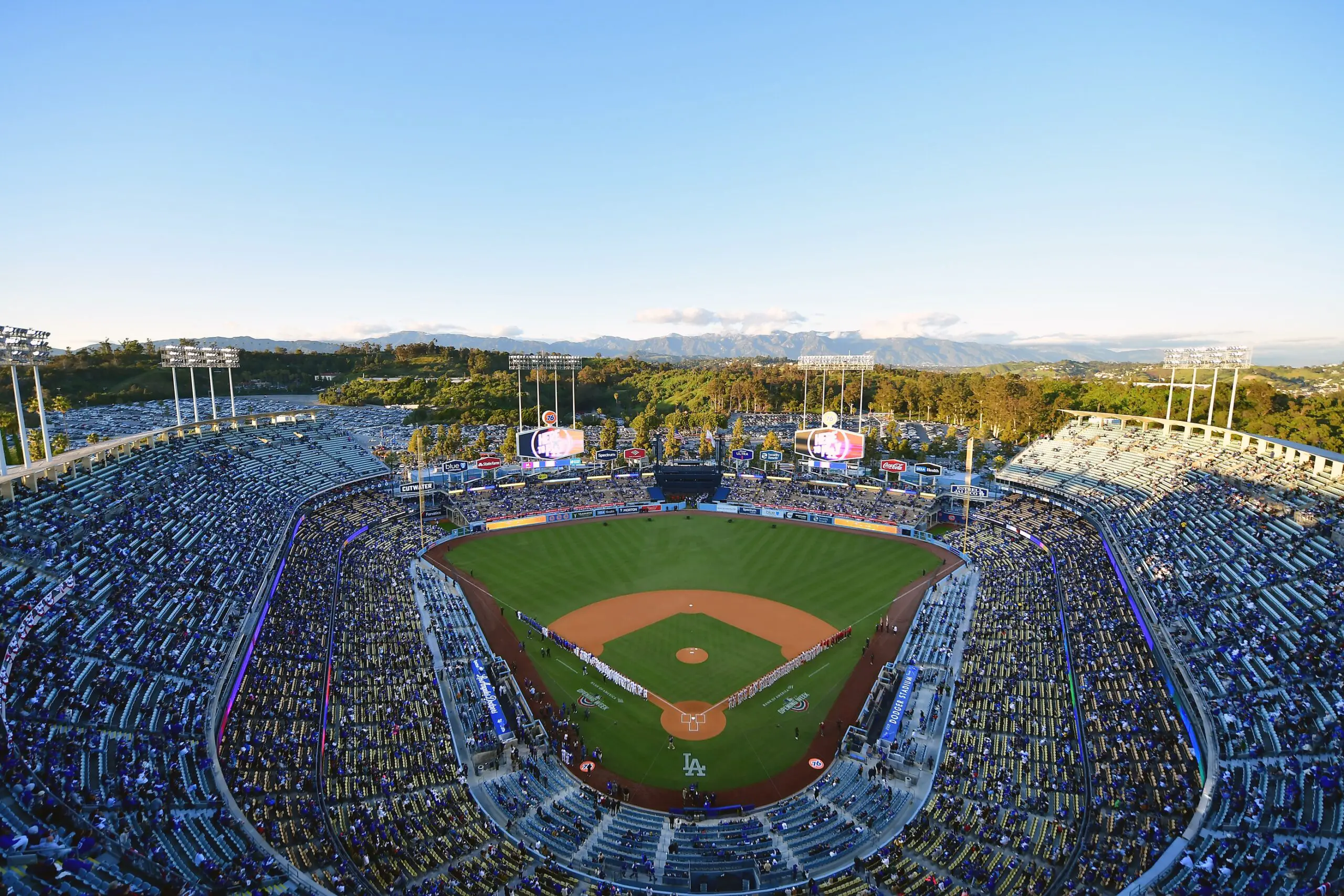 Are the New Lights A Disservice to Dodgers Fans Watching on TV?