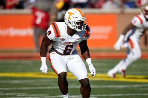 Report: Seahawks met with Tennessee pass rusher Byron Young in Top-30 visit