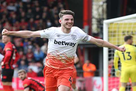 Man Utd legend Gary Neville predicts Arsenal and Chelsea transfer target Declan Rice’s next club..