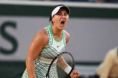 Andreescu Battles Past Azarenka in Roland-Garros Opener