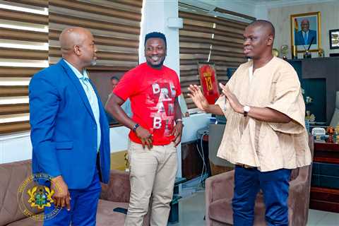 Asamoah Gyan holds talks with Sports Minister Mustapha Ussif on Baby Jet U16 Tournament