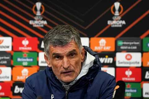 UEL: Sevilla coach, Mendilibar reveals how they were able to beat Mourinho’s AS Roma