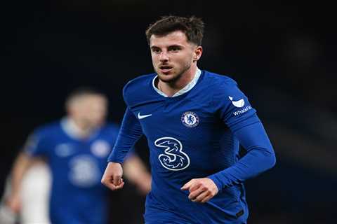 Man Utd ‘positive’ on Mason Mount transfer with Chelsea set to SLASH price after ace confirms he..