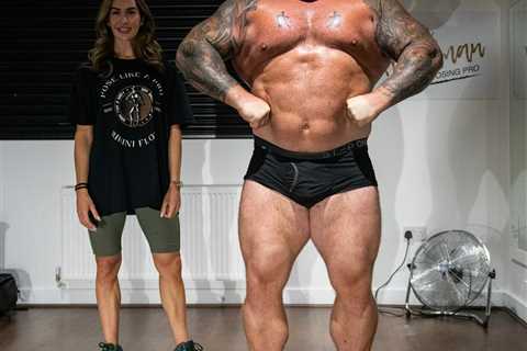 Eddie Hall shows off insane 27.5 STONE body before cutting weight as fans say his abs are a ‘sick..