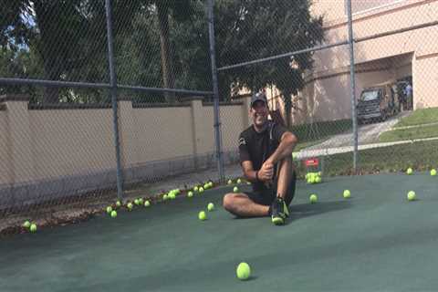 What is the Dress Code for Playing Tennis in Maitland, Florida?