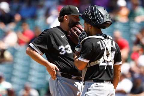 Angels Insider Pokes Fun At Lance Lynn Over Anger At A Bunt