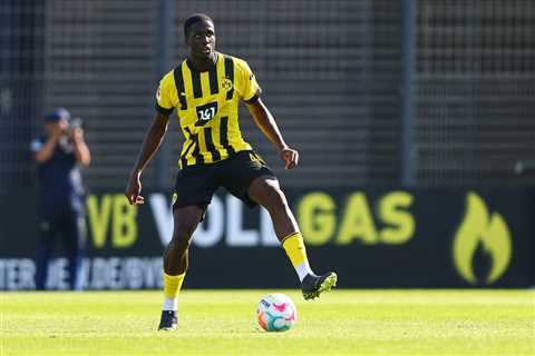 Burnley closing in on a loan deal for Borussia Dortmund’s Soumaila Coulibaly