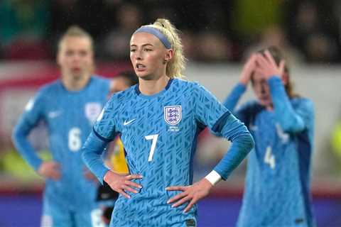 England Women: Lionesses ‘considering their options’ in row over FA bonuses two weeks from start of ..