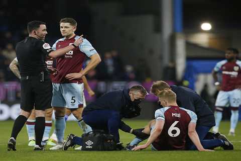 Premier League side Burnley advertising job for matchday stretcher bearer