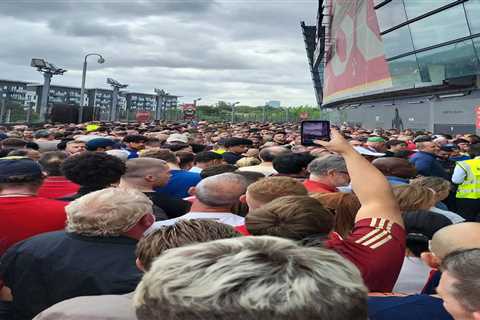 Arsenal Premier League Opener Delayed by 30 Minutes Due to Ticketing System Failure