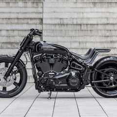 Classic Fighter: A punchy custom Street Bob by One Way Machine