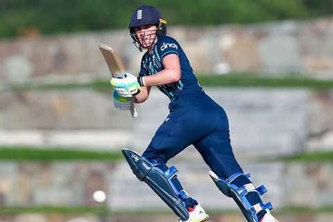 Nat Sciver resumes England Women's vice-captaincy