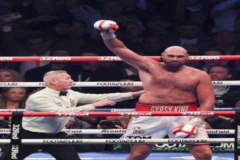 Heartwarming moment Tyson Fury leaves Deji speechless in backstage conversation at KSI vs Tommy Fury