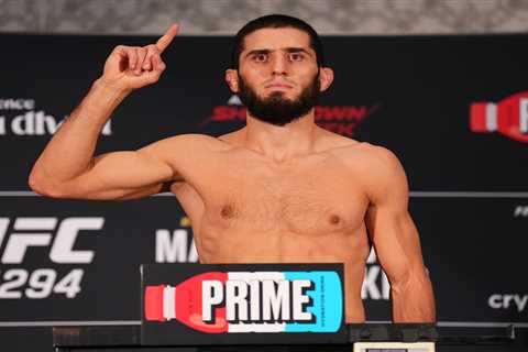 UFC Champion Islam Makhachev Loses Two-and-a-Half Stone for Rematch Win Over Alexander Volkanovski