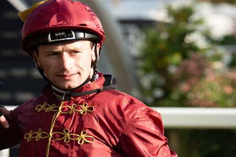 Three-time champion Flat jockey Oisin Murphy set for shock switch to jumps racing this season