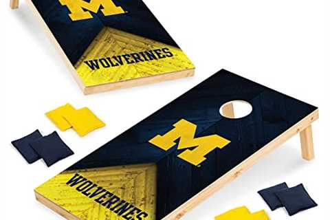 Michigan Wolverines | College Cornhole Boards