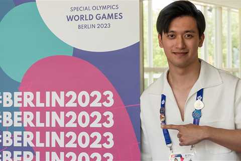 Zhou Guanyu Takes Time to Support Special Olympics Athletes